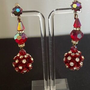 Vintage Elegant Red Beaded Clip-on Earrings